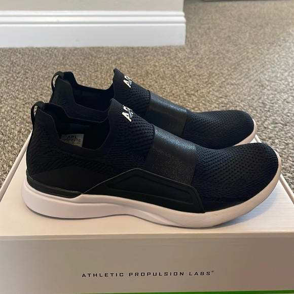 APL Techloom Bliss. Women’s Size 9. - Picture 1 of 5